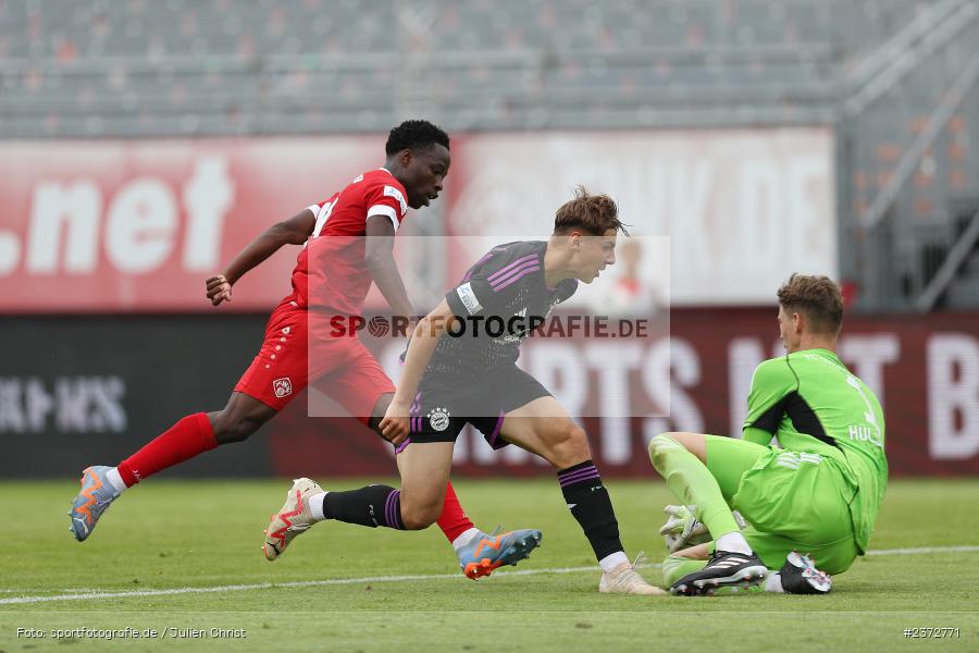 Benjika Caciel, AKON Arena, Würzburg, 06.08.2023, sport, action, BFV, Fussball, Saison 2023/2024, 3. Spieltag, Regionalliga Bayern, FCB, FWK, FC Bayern München II, FC Würzburger Kickers - Bild-ID: 2372771