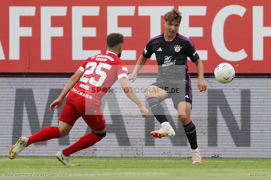 Max Scholze, AKON Arena, Würzburg, 06.08.2023, sport, action, BFV, Fussball, Saison 2023/2024, 3. Spieltag, Regionalliga Bayern, FCB, FWK, FC Bayern München II, FC Würzburger Kickers - Bild-ID: 2372782 Max Scholze, AKON Arena, Würzburg, 06.08.2023, sport, action, BFV, Fussball, Saison 2023/2024, 3. Spieltag, Regionalliga Bayern, FCB, FWK, FC Bayern München II, FC Würzburger Kickers - Bild-ID: 2372782