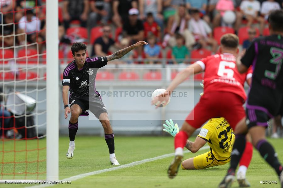 Lucas Fernando Copado Schrobenhauser, AKON Arena, Würzburg, 06.08.2023, sport, action, BFV, Fussball, Saison 2023/2024, 3. Spieltag, Regionalliga Bayern, FCB, FWK, FC Bayern München II, FC Würzburger Kickers - Bild-ID: 2372792