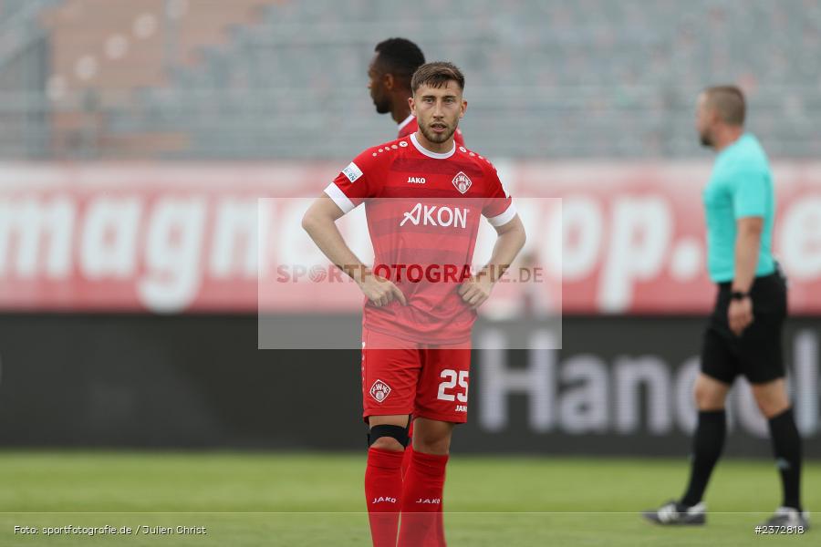 Dominik Meisel, AKON Arena, Würzburg, 06.08.2023, sport, action, BFV, Fussball, Saison 2023/2024, 3. Spieltag, Regionalliga Bayern, FCB, FWK, FC Bayern München II, FC Würzburger Kickers - Bild-ID: 2372818
