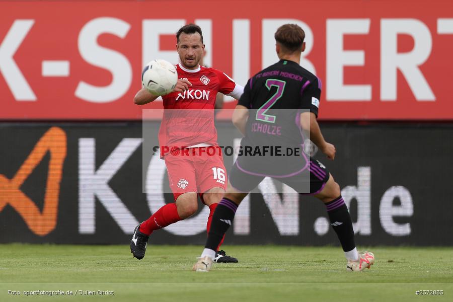 Peter Kurzweg, AKON Arena, Würzburg, 06.08.2023, sport, action, BFV, Fussball, Saison 2023/2024, 3. Spieltag, Regionalliga Bayern, FCB, FWK, FC Bayern München II, FC Würzburger Kickers - Bild-ID: 2372833 Peter Kurzweg, AKON Arena, Würzburg, 06.08.2023, sport, action, BFV, Fussball, Saison 2023/2024, 3. Spieltag, Regionalliga Bayern, FCB, FWK, FC Bayern München II, FC Würzburger Kickers - Bild-ID: 2372833