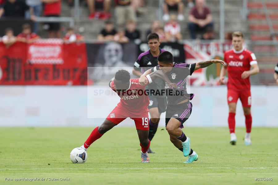 Benjika Caciel, AKON Arena, Würzburg, 06.08.2023, sport, action, BFV, Fussball, Saison 2023/2024, 3. Spieltag, Regionalliga Bayern, FCB, FWK, FC Bayern München II, FC Würzburger Kickers - Bild-ID: 2372840