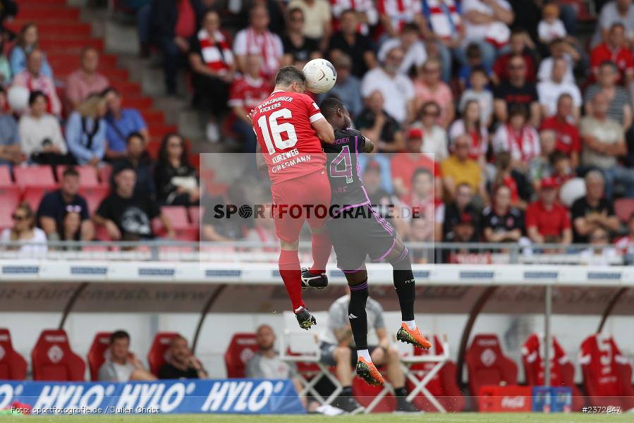 Peter Kurzweg, AKON Arena, Würzburg, 06.08.2023, sport, action, BFV, Fussball, Saison 2023/2024, 3. Spieltag, Regionalliga Bayern, FCB, FWK, FC Bayern München II, FC Würzburger Kickers - Bild-ID: 2372847