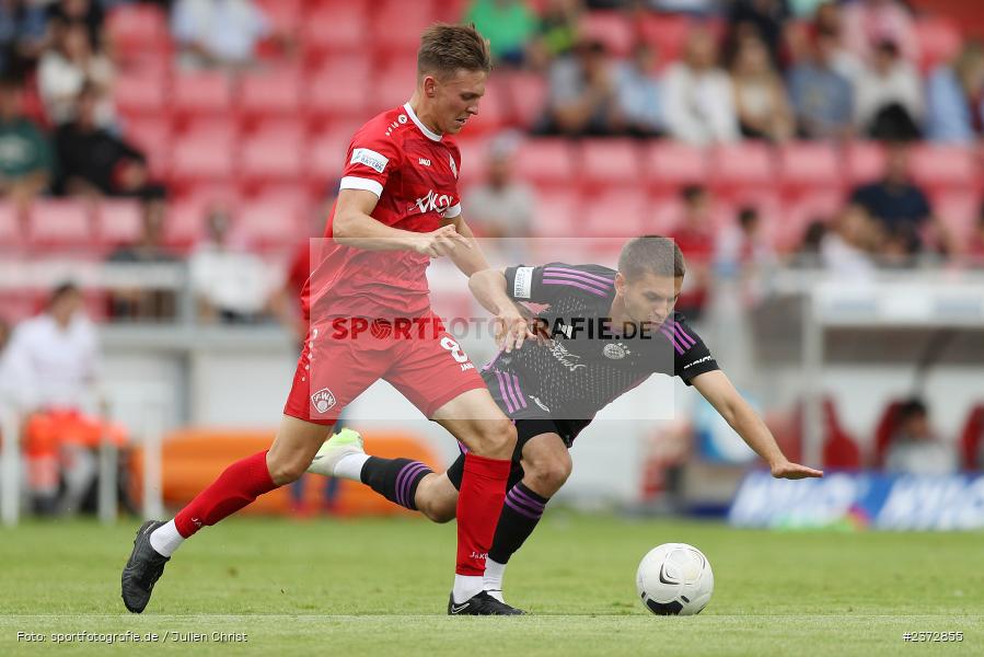 Fabian Wessig, AKON Arena, Würzburg, 06.08.2023, sport, action, BFV, Fussball, Saison 2023/2024, 3. Spieltag, Regionalliga Bayern, FCB, FWK, FC Bayern München II, FC Würzburger Kickers - Bild-ID: 2372855