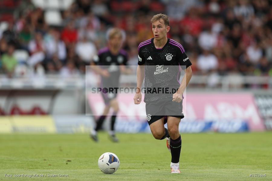 Lovro Zvonarek, AKON Arena, Würzburg, 06.08.2023, sport, action, BFV, Fussball, Saison 2023/2024, 3. Spieltag, Regionalliga Bayern, FCB, FWK, FC Bayern München II, FC Würzburger Kickers - Bild-ID: 2372865