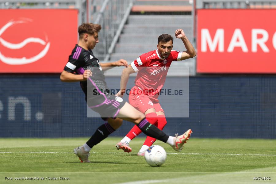 Dardan Karimani, AKON Arena, Würzburg, 06.08.2023, sport, action, BFV, Fussball, Saison 2023/2024, 3. Spieltag, Regionalliga Bayern, FCB, FWK, FC Bayern München II, FC Würzburger Kickers - Bild-ID: 2372892 Dardan Karimani, AKON Arena, Würzburg, 06.08.2023, sport, action, BFV, Fussball, Saison 2023/2024, 3. Spieltag, Regionalliga Bayern, FCB, FWK, FC Bayern München II, FC Würzburger Kickers - Bild-ID: 2372892