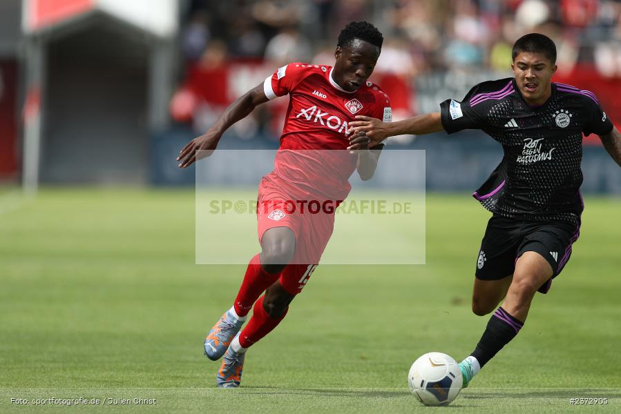 Benjika Caciel, AKON Arena, Würzburg, 06.08.2023, sport, action, BFV, Fussball, Saison 2023/2024, 3. Spieltag, Regionalliga Bayern, FCB, FWK, FC Bayern München II, FC Würzburger Kickers - Bild-ID: 2372905 Benjika Caciel, AKON Arena, Würzburg, 06.08.2023, sport, action, BFV, Fussball, Saison 2023/2024, 3. Spieltag, Regionalliga Bayern, FCB, FWK, FC Bayern München II, FC Würzburger Kickers - Bild-ID: 2372905