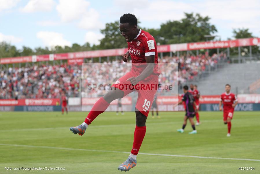 Benjika Caciel, AKON Arena, Würzburg, 06.08.2023, sport, action, BFV, Fussball, Saison 2023/2024, 3. Spieltag, Regionalliga Bayern, FCB, FWK, FC Bayern München II, FC Würzburger Kickers - Bild-ID: 2372954