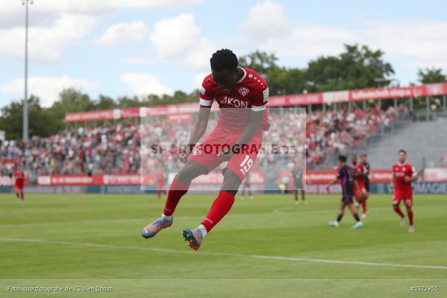 Benjika Caciel, AKON Arena, Würzburg, 06.08.2023, sport, action, BFV, Fussball, Saison 2023/2024, 3. Spieltag, Regionalliga Bayern, FCB, FWK, FC Bayern München II, FC Würzburger Kickers - Bild-ID: 2372955
