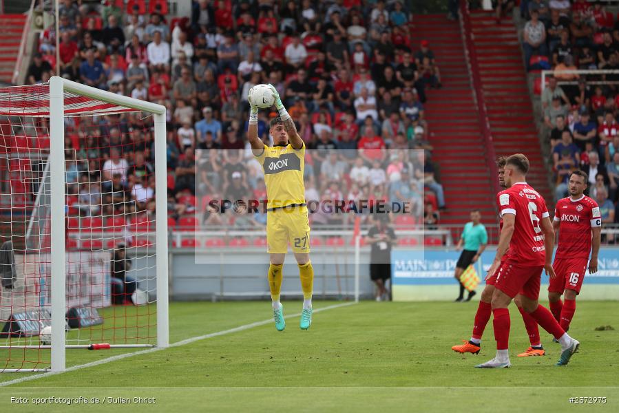 Vincent Friedsam, AKON Arena, Würzburg, 06.08.2023, sport, action, BFV, Fussball, Saison 2023/2024, 3. Spieltag, Regionalliga Bayern, FCB, FWK, FC Bayern München II, FC Würzburger Kickers - Bild-ID: 2372975