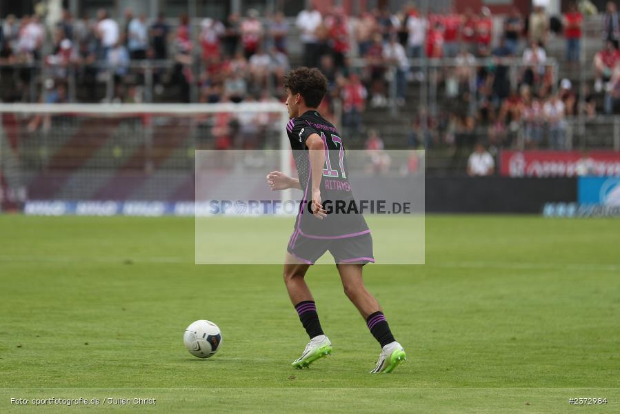 Younes Aitamer, AKON Arena, Würzburg, 06.08.2023, sport, action, BFV, Fussball, Saison 2023/2024, 3. Spieltag, Regionalliga Bayern, FCB, FWK, FC Bayern München II, FC Würzburger Kickers - Bild-ID: 2372984