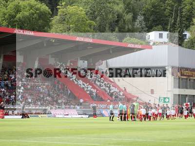 Fotos von FC Würzburger Kickers - FC Bayern München II auf sportfotografie.de