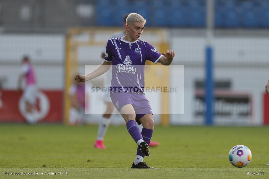 Philipp Hack, Stadion am Schönbusch, Aschaffenburg, 11.08.2023, sport, action, BFV, Fussball, Saison 2023/2024, 4. Spieltag, Regionalliga Bayern, FCE, SVA, FC Eintracht Bamberg, SV Viktoria Aschaffenburg - Bild-ID: 2373253 Philipp Hack, Stadion am Schönbusch, Aschaffenburg, 11.08.2023, sport, action, BFV, Fussball, Saison 2023/2024, 4. Spieltag, Regionalliga Bayern, FCE, SVA, FC Eintracht Bamberg, SV Viktoria Aschaffenburg - Bild-ID: 2373253