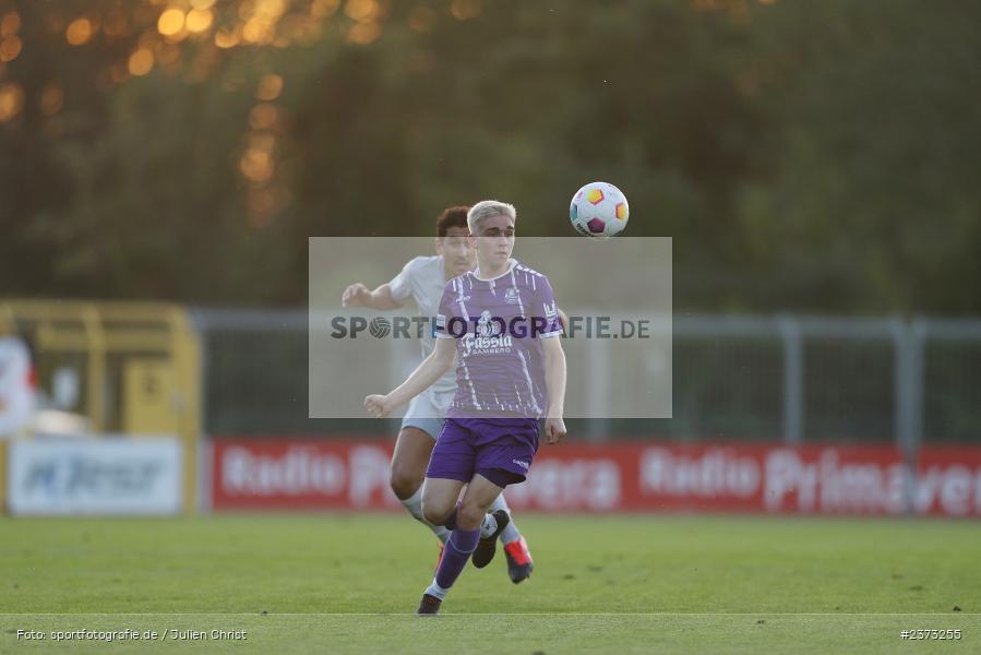 Philipp Hack, Stadion am Schönbusch, Aschaffenburg, 11.08.2023, sport, action, BFV, Fussball, Saison 2023/2024, 4. Spieltag, Regionalliga Bayern, FCE, SVA, FC Eintracht Bamberg, SV Viktoria Aschaffenburg - Bild-ID: 2373255 Philipp Hack, Stadion am Schönbusch, Aschaffenburg, 11.08.2023, sport, action, BFV, Fussball, Saison 2023/2024, 4. Spieltag, Regionalliga Bayern, FCE, SVA, FC Eintracht Bamberg, SV Viktoria Aschaffenburg - Bild-ID: 2373255