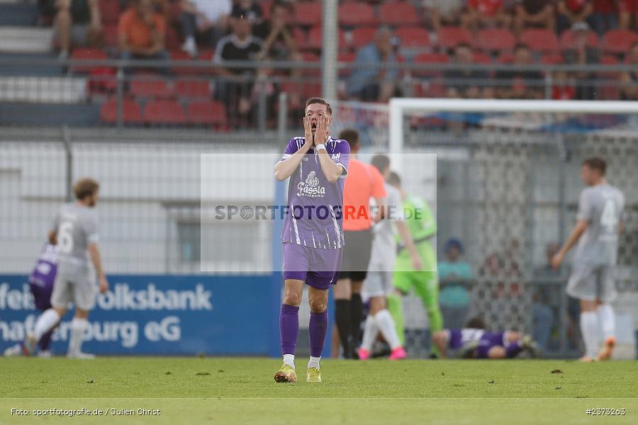 Tobias Linz, Stadion am Schönbusch, Aschaffenburg, 11.08.2023, sport, action, BFV, Fussball, Saison 2023/2024, 4. Spieltag, Regionalliga Bayern, FCE, SVA, FC Eintracht Bamberg, SV Viktoria Aschaffenburg - Bild-ID: 2373263