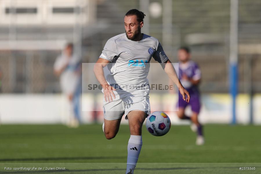 Lucas Sitter, Stadion am Schönbusch, Aschaffenburg, 11.08.2023, sport, action, BFV, Fussball, Saison 2023/2024, 4. Spieltag, Regionalliga Bayern, FCE, SVA, FC Eintracht Bamberg, SV Viktoria Aschaffenburg - Bild-ID: 2373365 Lucas Sitter, Stadion am Schönbusch, Aschaffenburg, 11.08.2023, sport, action, BFV, Fussball, Saison 2023/2024, 4. Spieltag, Regionalliga Bayern, FCE, SVA, FC Eintracht Bamberg, SV Viktoria Aschaffenburg - Bild-ID: 2373365