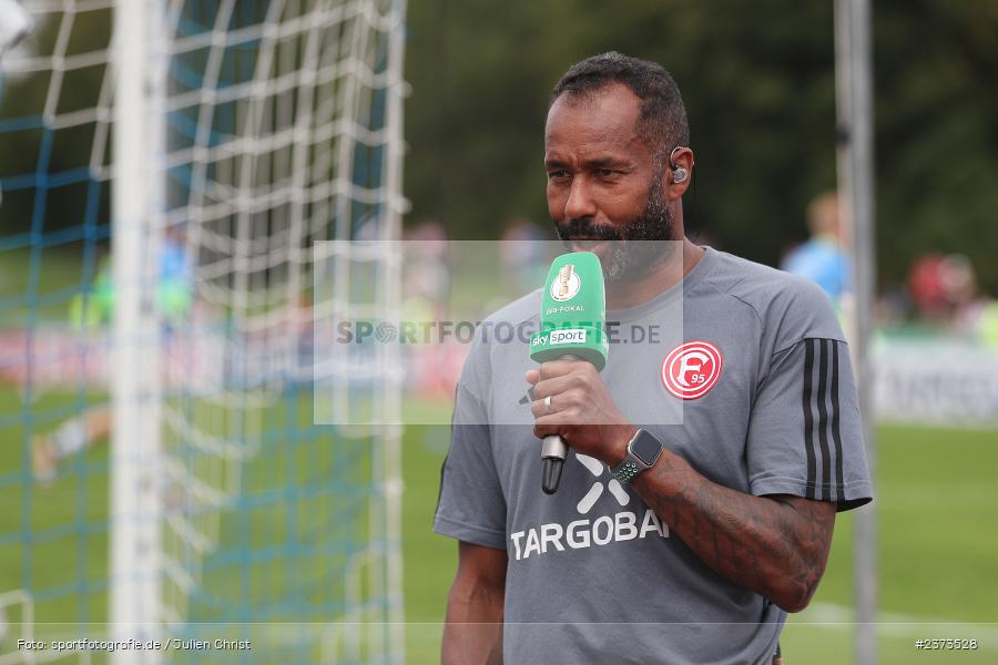 Daniel Thioune, Vöhlinstadion, Illertissen, 13.08.2023, sport, action, DFB, Fussball, Saison 2023/2024, 1. Runde, DFB Pokal, F95, FVI, Fortuna Düsseldorf, FV Illertissen - Bild-ID: 2373528