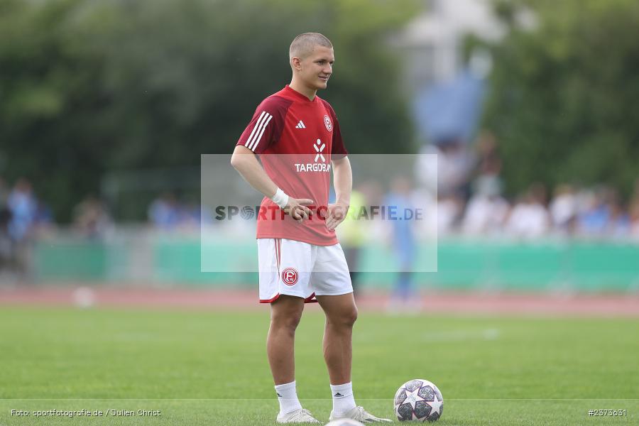 Christos Tzolis, Vöhlinstadion, Illertissen, 13.08.2023, sport, action, DFB, Fussball, Saison 2023/2024, 1. Runde, DFB Pokal, F95, FVI, Fortuna Düsseldorf, FV Illertissen - Bild-ID: 2373631