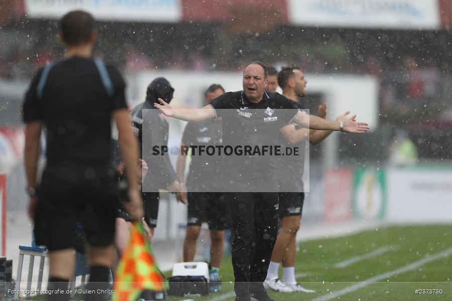 Holger Bachthaler, Vöhlinstadion, Illertissen, 13.08.2023, sport, action, DFB, Fussball, Saison 2023/2024, 1. Runde, DFB Pokal, F95, FVI, Fortuna Düsseldorf, FV Illertissen - Bild-ID: 2373730