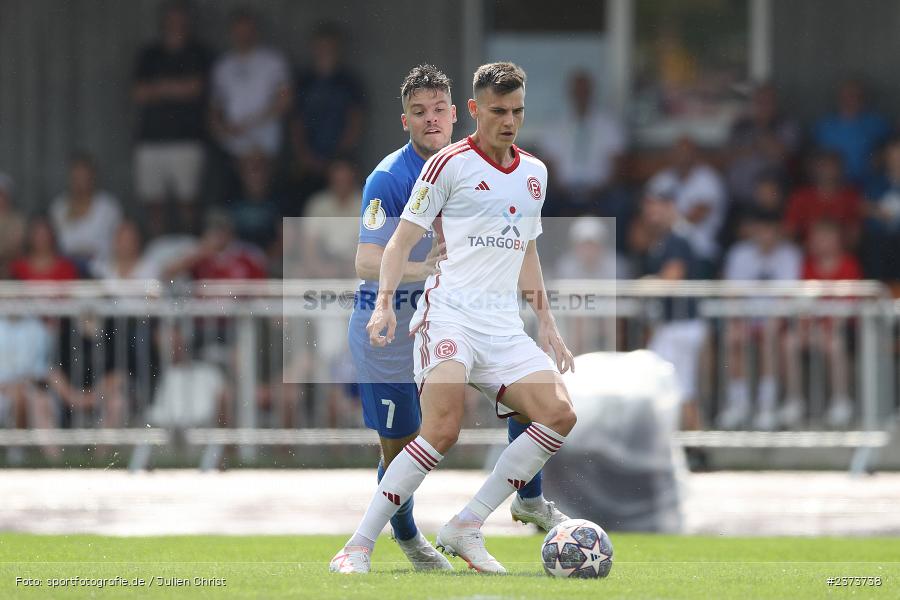 Yannik Engelhardt, Vöhlinstadion, Illertissen, 13.08.2023, sport, action, DFB, Fussball, Saison 2023/2024, 1. Runde, DFB Pokal, F95, FVI, Fortuna Düsseldorf, FV Illertissen - Bild-ID: 2373738 Yannik Engelhardt, Vöhlinstadion, Illertissen, 13.08.2023, sport, action, DFB, Fussball, Saison 2023/2024, 1. Runde, DFB Pokal, F95, FVI, Fortuna Düsseldorf, FV Illertissen - Bild-ID: 2373738