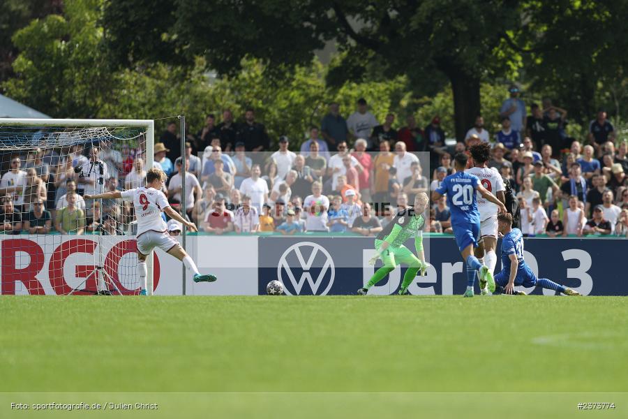 Vincent Cermeij, Vöhlinstadion, Illertissen, 13.08.2023, sport, action, DFB, Fussball, Saison 2023/2024, 1. Runde, DFB Pokal, F95, FVI, Fortuna Düsseldorf, FV Illertissen - Bild-ID: 2373774