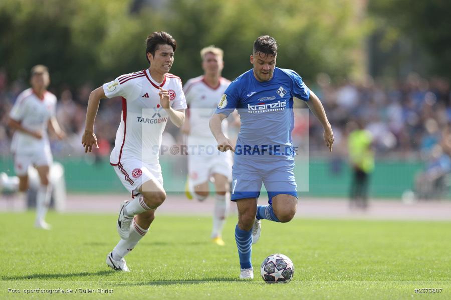 Yannick Glessing, Vöhlinstadion, Illertissen, 13.08.2023, sport, action, DFB, Fussball, Saison 2023/2024, 1. Runde, DFB Pokal, F95, FVI, Fortuna Düsseldorf, FV Illertissen - Bild-ID: 2373807