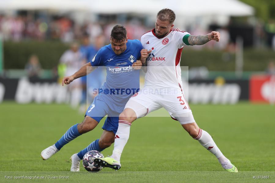 Yannick Glessing, Vöhlinstadion, Illertissen, 13.08.2023, sport, action, DFB, Fussball, Saison 2023/2024, 1. Runde, DFB Pokal, F95, FVI, Fortuna Düsseldorf, FV Illertissen - Bild-ID: 2373851