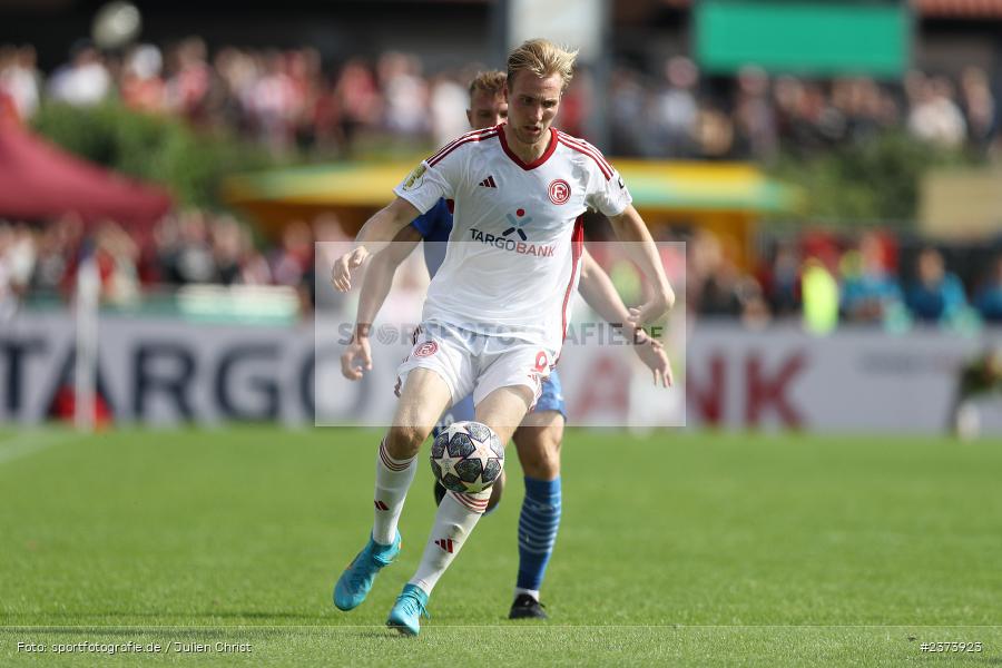 Vincent Cermeij, Vöhlinstadion, Illertissen, 13.08.2023, sport, action, DFB, Fussball, Saison 2023/2024, 1. Runde, DFB Pokal, F95, FVI, Fortuna Düsseldorf, FV Illertissen - Bild-ID: 2373923