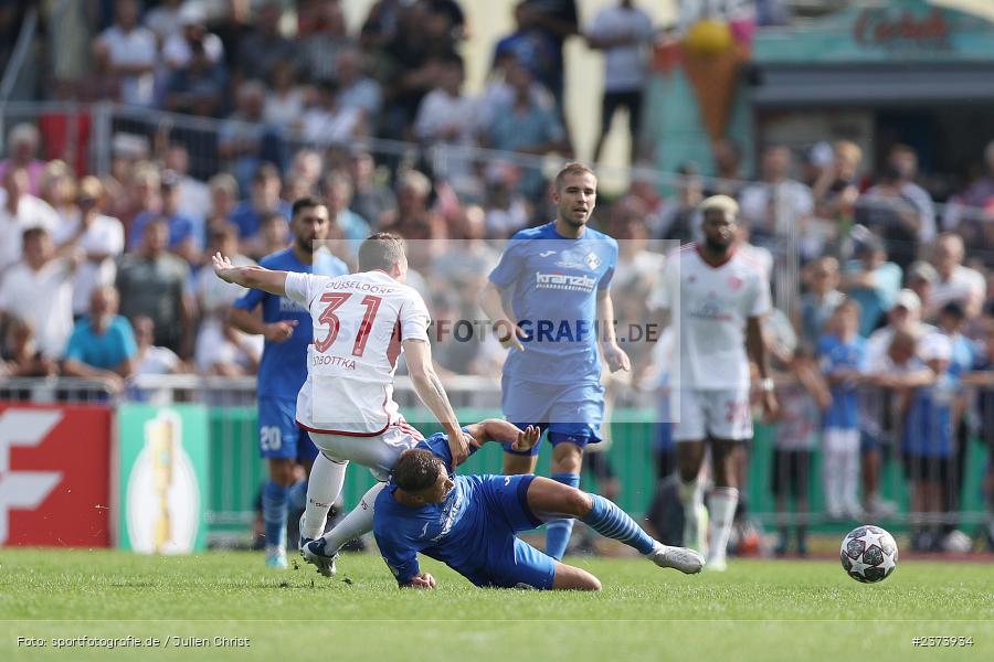 Nico Fundel, Vöhlinstadion, Illertissen, 13.08.2023, sport, action, DFB, Fussball, Saison 2023/2024, 1. Runde, DFB Pokal, F95, FVI, Fortuna Düsseldorf, FV Illertissen - Bild-ID: 2373934
