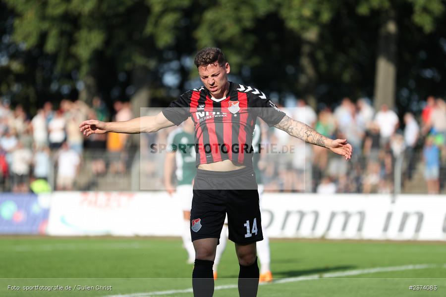Martin Thomann, Sachs-Stadion, Schweinfurt, 15.08.2023, sport, action, BFV, Fussball, Saison 2023/2024, 2. Runde, Toto-Pokal, TSV, FCS, TSV Aubstadt, 1. FC Schweinfurt 05 - Bild-ID: 2374083 Martin Thomann, Sachs-Stadion, Schweinfurt, 15.08.2023, sport, action, BFV, Fussball, Saison 2023/2024, 2. Runde, Toto-Pokal, TSV, FCS, TSV Aubstadt, 1. FC Schweinfurt 05 - Bild-ID: 2374083