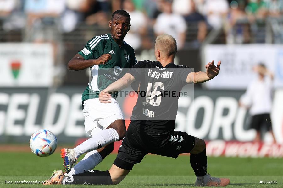 Boris Nana Tonzi, Sachs-Stadion, Schweinfurt, 15.08.2023, sport, action, BFV, Fussball, Saison 2023/2024, 2. Runde, Toto-Pokal, TSV, FCS, TSV Aubstadt, 1. FC Schweinfurt 05 - Bild-ID: 2374303