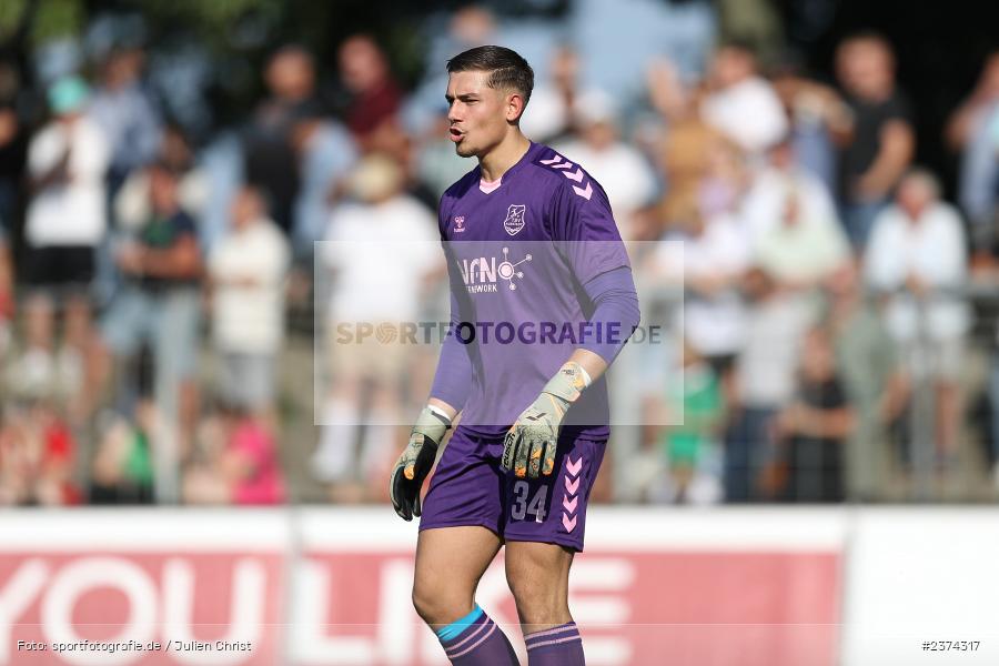 Maximilian Weisbäcker, Sachs-Stadion, Schweinfurt, 15.08.2023, sport, action, BFV, Fussball, Saison 2023/2024, 2. Runde, Toto-Pokal, TSV, FCS, TSV Aubstadt, 1. FC Schweinfurt 05 - Bild-ID: 2374317