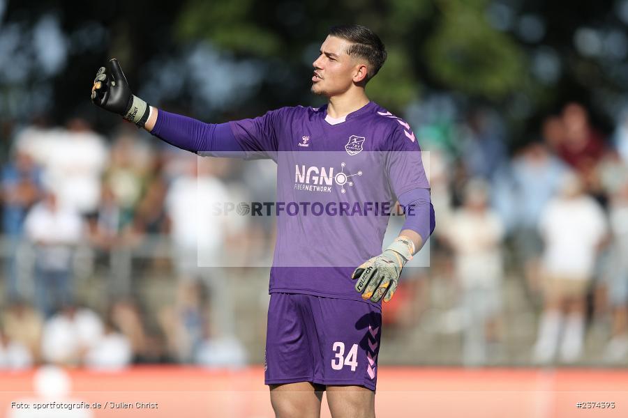 Maximilian Weisbäcker, Sachs-Stadion, Schweinfurt, 15.08.2023, sport, action, BFV, Fussball, Saison 2023/2024, 2. Runde, Toto-Pokal, TSV, FCS, TSV Aubstadt, 1. FC Schweinfurt 05 - Bild-ID: 2374393