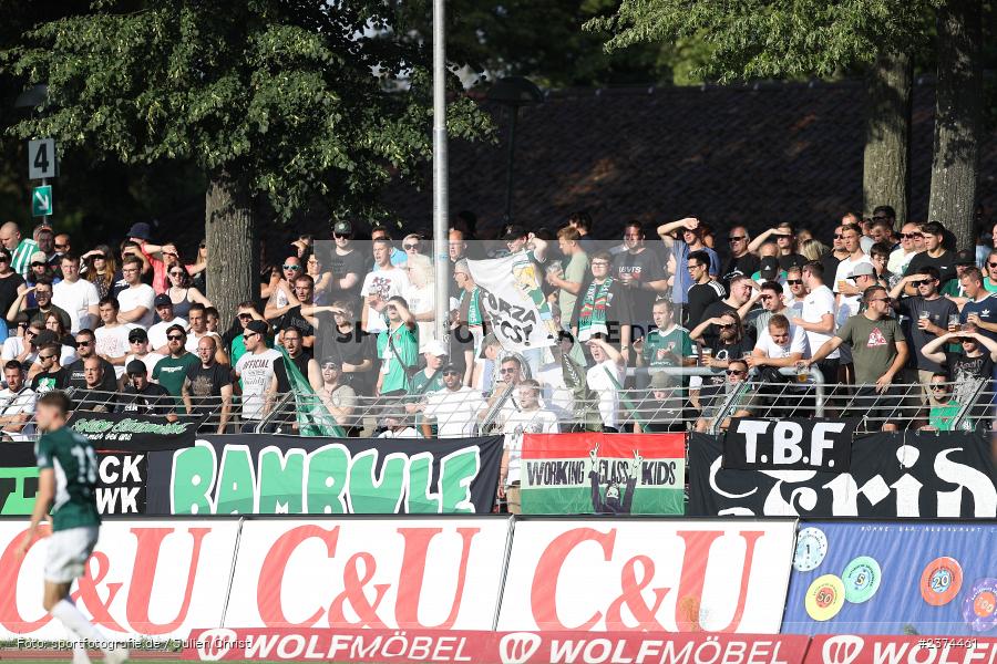 Fans, Sachs-Stadion, Schweinfurt, 15.08.2023, sport, action, BFV, Fussball, Saison 2023/2024, 2. Runde, Toto-Pokal, TSV, FCS, TSV Aubstadt, 1. FC Schweinfurt 05 - Bild-ID: 2374461