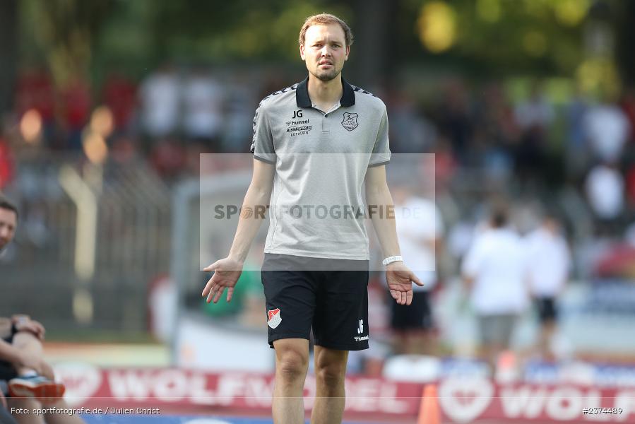 Julian Grell, Sachs-Stadion, Schweinfurt, 15.08.2023, sport, action, BFV, Fussball, Saison 2023/2024, 2. Runde, Toto-Pokal, TSV, FCS, TSV Aubstadt, 1. FC Schweinfurt 05 - Bild-ID: 2374489
