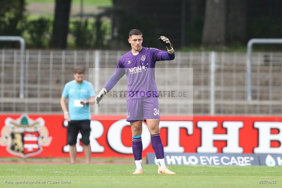 Maximilian Weisbäcker, Sachs-Stadion, Schweinfurt, 15.08.2023, sport, action, BFV, Fussball, Saison 2023/2024, 2. Runde, Toto-Pokal, TSV, FCS, TSV Aubstadt, 1. FC Schweinfurt 05 - Bild-ID: 2374633