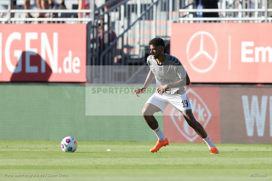 Michael Dellinger, FLYERALARM Arena, Würzburg, 18.08.2023, sport, action, BFV, Fussball, Saison 2023/2024, 5. Spieltag, Regionalliga Bayern, TSV, FWK, TSV Aubstadt, FC Würzburger Kickers - Bild-ID: 2374663