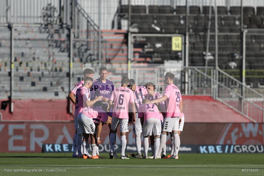 Mannschaftskreis, FLYERALARM Arena, Würzburg, 18.08.2023, sport, action, BFV, Fussball, Saison 2023/2024, 5. Spieltag, Regionalliga Bayern, TSV, FWK, TSV Aubstadt, FC Würzburger Kickers - Bild-ID: 2374665