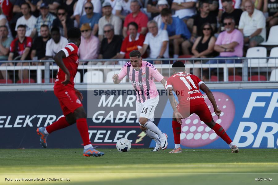 Martin Thomann, FLYERALARM Arena, Würzburg, 18.08.2023, sport, action, BFV, Fussball, Saison 2023/2024, 5. Spieltag, Regionalliga Bayern, TSV, FWK, TSV Aubstadt, FC Würzburger Kickers - Bild-ID: 2374704