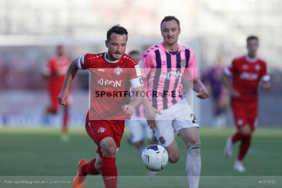 Peter Kurzweg, FLYERALARM Arena, Würzburg, 18.08.2023, sport, action, BFV, Fussball, Saison 2023/2024, 5. Spieltag, Regionalliga Bayern, TSV, FWK, TSV Aubstadt, FC Würzburger Kickers - Bild-ID: 2374752