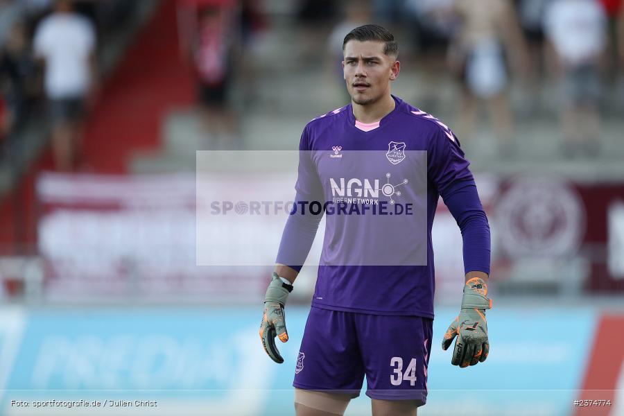 Maximilian Weisbäcker, FLYERALARM Arena, Würzburg, 18.08.2023, sport, action, BFV, Fussball, Saison 2023/2024, 5. Spieltag, Regionalliga Bayern, TSV, FWK, TSV Aubstadt, FC Würzburger Kickers - Bild-ID: 2374774