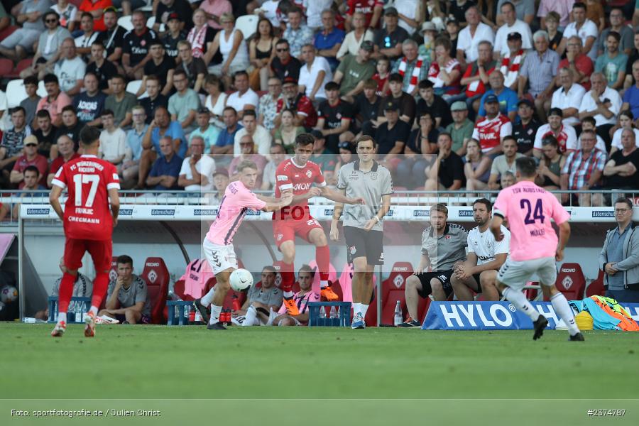 Daniel Hägele, FLYERALARM Arena, Würzburg, 18.08.2023, sport, action, BFV, Fussball, Saison 2023/2024, 5. Spieltag, Regionalliga Bayern, TSV, FWK, TSV Aubstadt, FC Würzburger Kickers - Bild-ID: 2374787