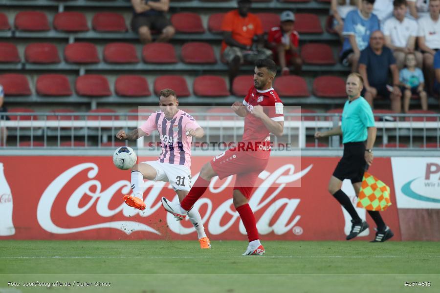 Leon Heinze, FLYERALARM Arena, Würzburg, 18.08.2023, sport, action, BFV, Fussball, Saison 2023/2024, 5. Spieltag, Regionalliga Bayern, TSV, FWK, TSV Aubstadt, FC Würzburger Kickers - Bild-ID: 2374813