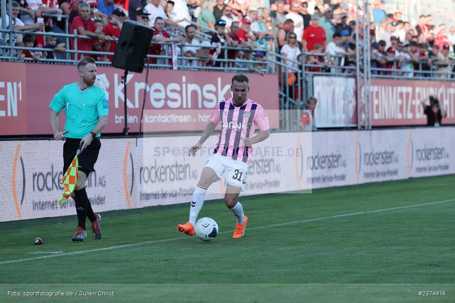 Leon Heinze, FLYERALARM Arena, Würzburg, 18.08.2023, sport, action, BFV, Fussball, Saison 2023/2024, 5. Spieltag, Regionalliga Bayern, TSV, FWK, TSV Aubstadt, FC Würzburger Kickers - Bild-ID: 2374914 Leon Heinze, FLYERALARM Arena, Würzburg, 18.08.2023, sport, action, BFV, Fussball, Saison 2023/2024, 5. Spieltag, Regionalliga Bayern, TSV, FWK, TSV Aubstadt, FC Würzburger Kickers - Bild-ID: 2374914