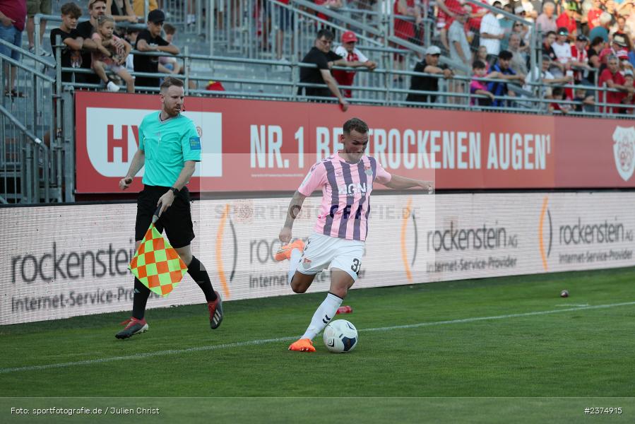 Leon Heinze, FLYERALARM Arena, Würzburg, 18.08.2023, sport, action, BFV, Fussball, Saison 2023/2024, 5. Spieltag, Regionalliga Bayern, TSV, FWK, TSV Aubstadt, FC Würzburger Kickers - Bild-ID: 2374915