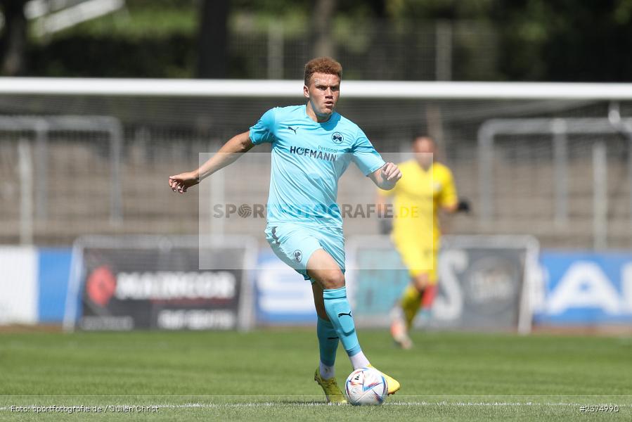 Oliver Fobassam Nawe, sport, action, Willy-Sachs-Stadion, SpVgg Greuther Fürth II, Schweinfurt, Saison 2023/2024, SGF, Regionalliga Bayern, Fussball, FCS, BFV, 5. Spieltag, 19.08.2023, 1. FC Schweinfurt 1905 - Bild-ID: 2374990