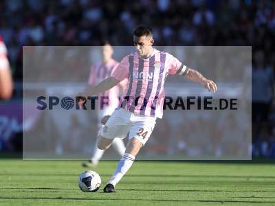 Fotos von FC Würzburger Kickers - TSV Aubstadt auf sportfotografie.de