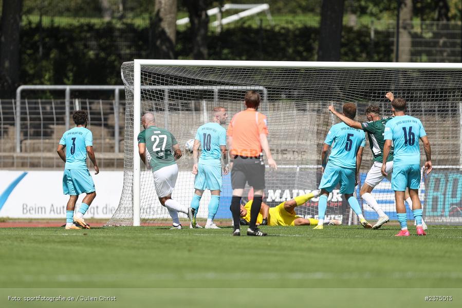 Adam Jabiri, sport, action, Willy-Sachs-Stadion, SpVgg Greuther Fürth II, Schweinfurt, Saison 2023/2024, SGF, Regionalliga Bayern, Fussball, FCS, BFV, 5. Spieltag, 19.08.2023, 1. FC Schweinfurt 1905 - Bild-ID: 2375013