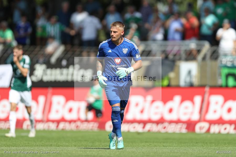 Lukas Wenzel, sport, action, Willy-Sachs-Stadion, SpVgg Greuther Fürth II, Schweinfurt, Saison 2023/2024, SGF, Regionalliga Bayern, Fussball, FCS, BFV, 5. Spieltag, 19.08.2023, 1. FC Schweinfurt 1905 - Bild-ID: 2375058