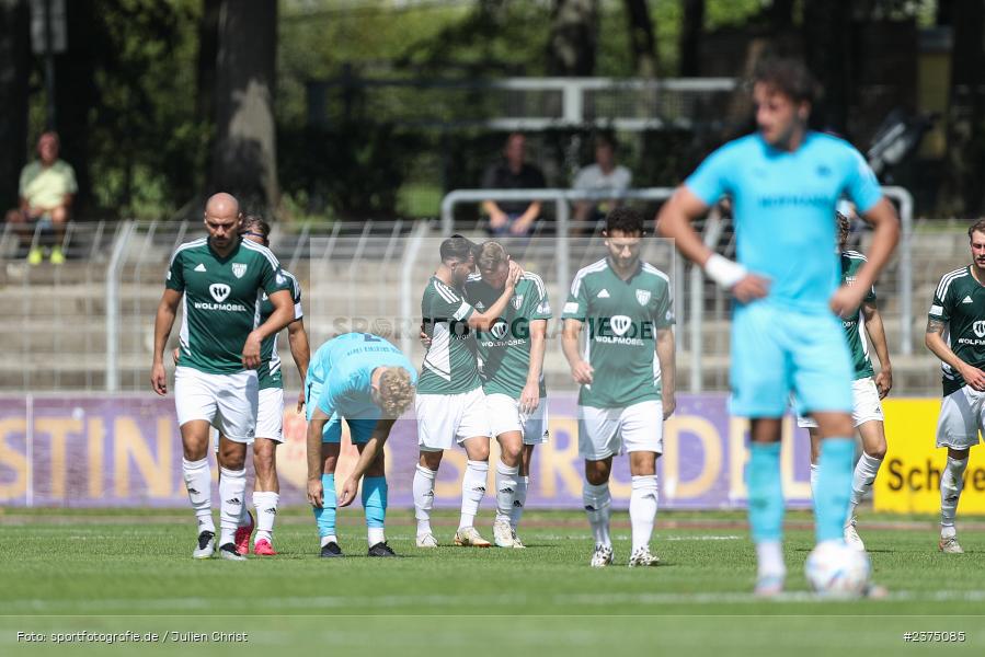 Team, Fabio Bozesan, sport, action, Willy-Sachs-Stadion, SpVgg Greuther Fürth II, Schweinfurt, Saison 2023/2024, SGF, Regionalliga Bayern, Fussball, FCS, BFV, 5. Spieltag, 19.08.2023, 1. FC Schweinfurt 1905 - Bild-ID: 2375085